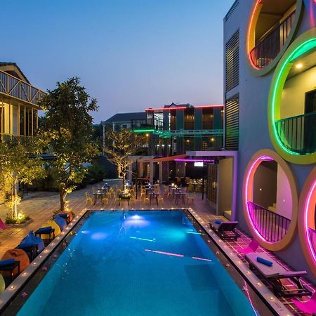 White Rabbit Hostel Siem Reap Exteriér fotografie
