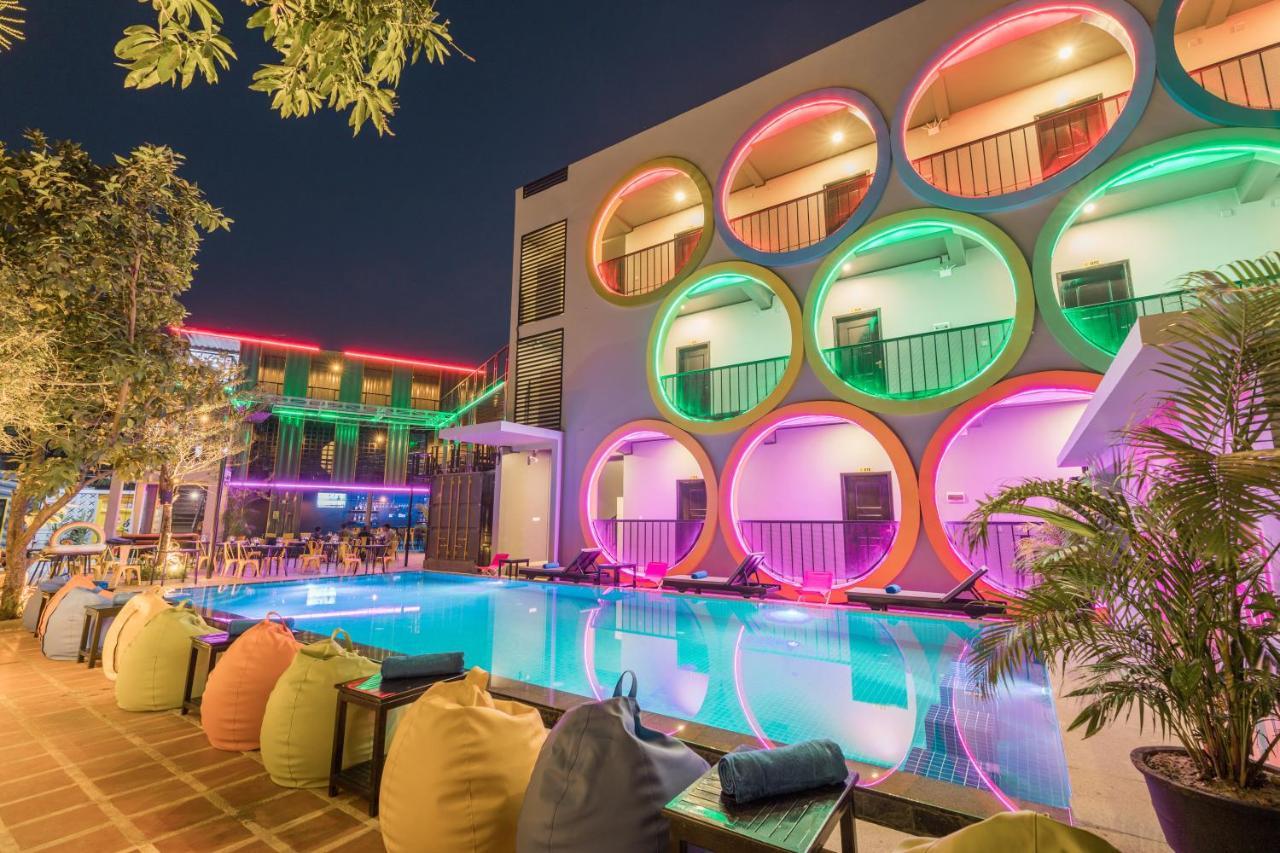 White Rabbit Hostel Siem Reap Exteriér fotografie