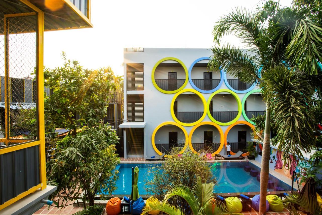 White Rabbit Hostel Siem Reap Exteriér fotografie