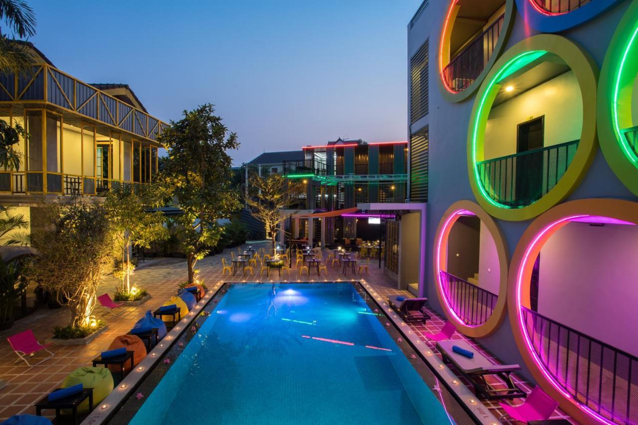 White Rabbit Hostel Siem Reap Exteriér fotografie