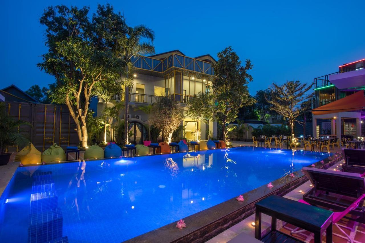 White Rabbit Hostel Siem Reap Exteriér fotografie