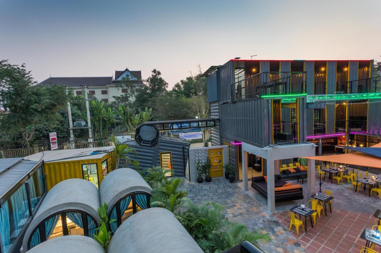White Rabbit Hostel Siem Reap Exteriér fotografie